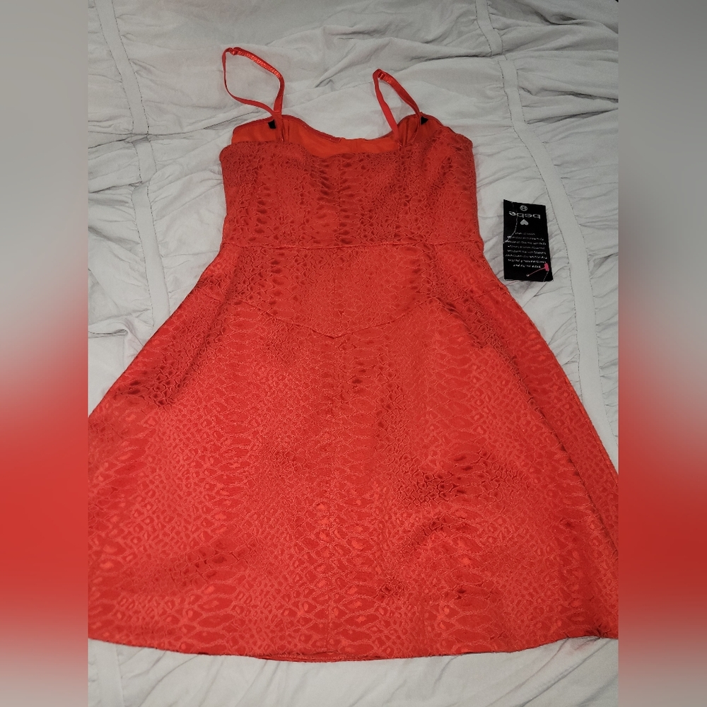 Dress - Picture 3 of 3